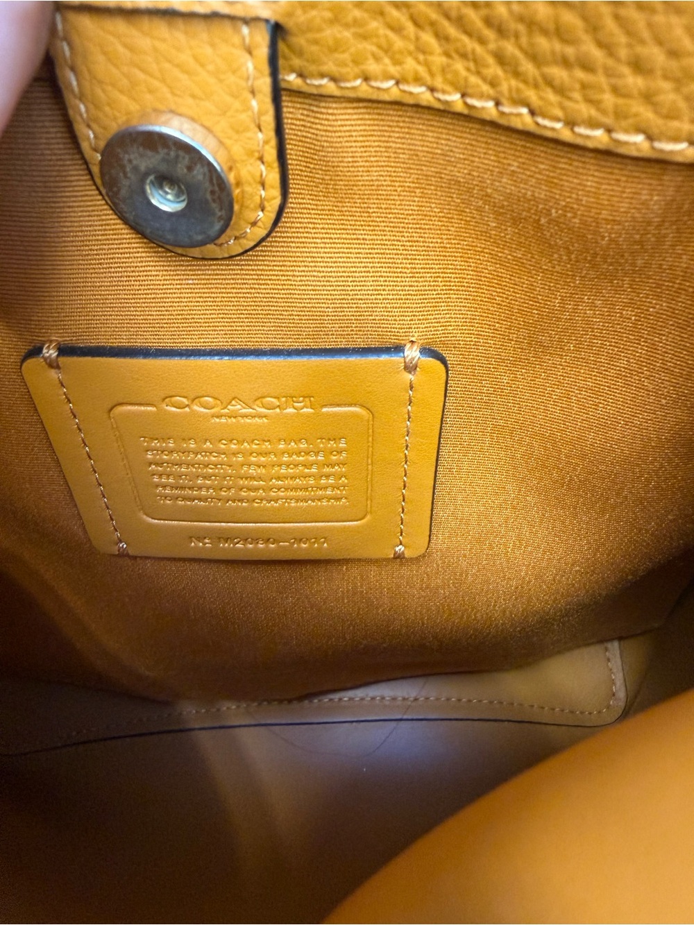 Coach Teal Pebbled Leather Hobo Shoulder Bag with Gold Hardware - Picture 6 of 10